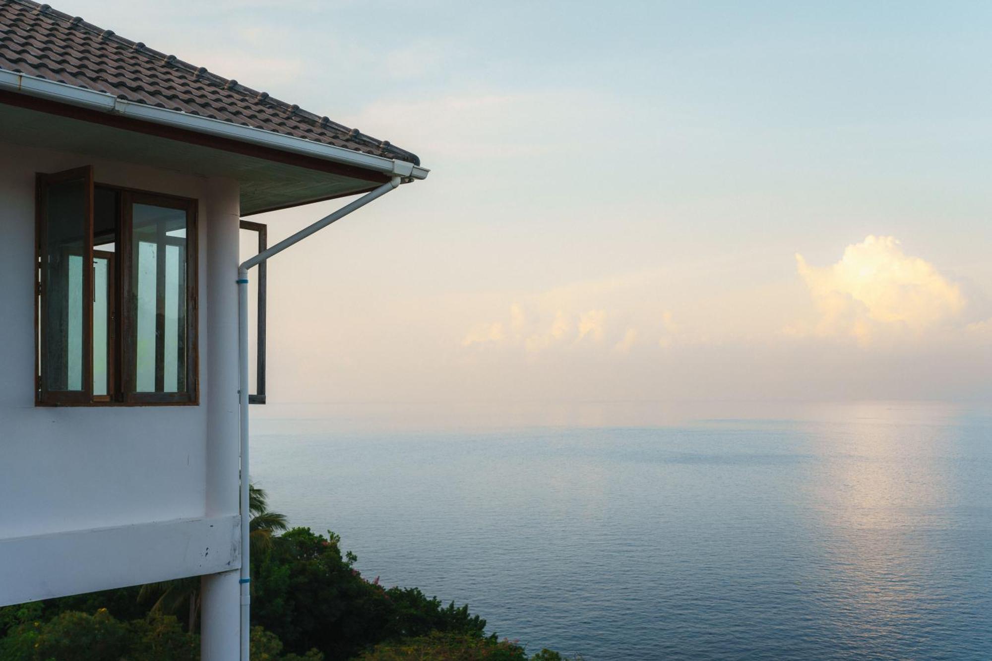 Pinnacle Ban Ko Tao
